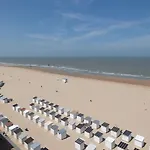 Cozy Apartment With Magnificent Seaview T117