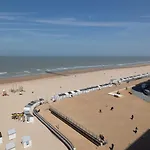 Cozy Apartment With Magnificent Seaview T117